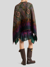 Reversible Cape